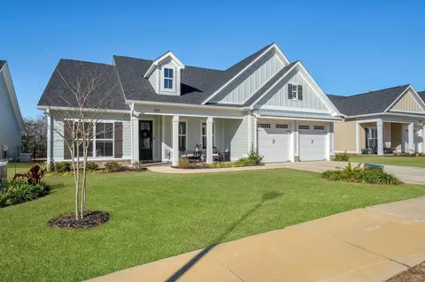 569 Knotted Pine Dr, Tallahassee, FL 32312