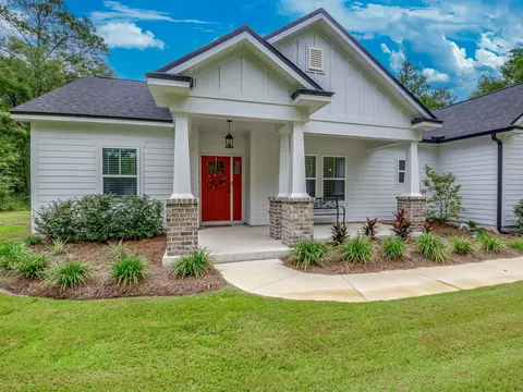 25 Apalachee Way, Crawfordville, FL 32327