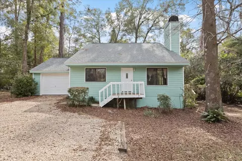 1514 Kessel Dr, Tallahassee, FL 32308