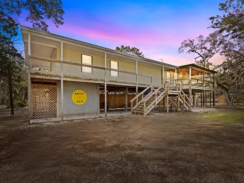 1713 Doyle St, Steinhatchee, FL 32359