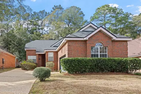 8978 Eagles Ridge Dr, Tallahassee, FL 32312