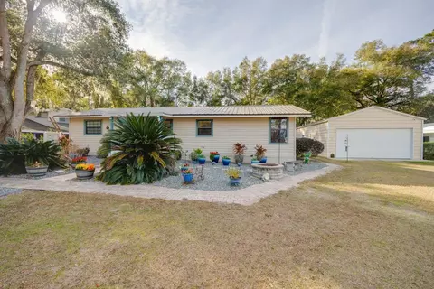 1996 Lake Point Ln, Tallahassee, FL 32310
