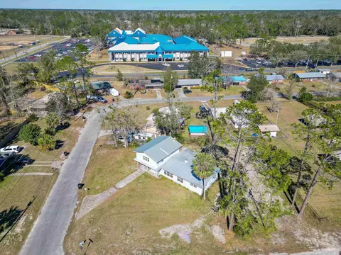 1000 E Margurite St, Perry, FL 32347 photo 17