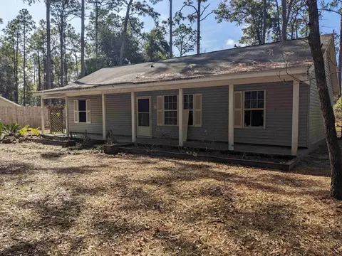 14 Rochelsie Rd, Crawfordville, FL 32327