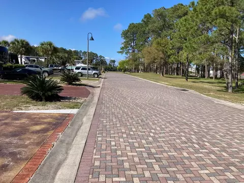 327 E Pass Lndg, Carrabelle, FL 32322 photo 10