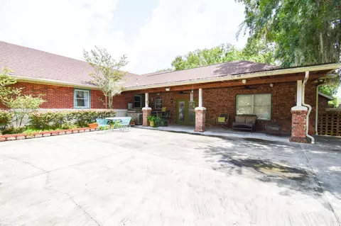 Exterior - 1407 W Main St, Perry, FL 32347 photo 11 of 13