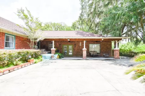 Exterior - 1407 W Main St, Perry, FL 32347 photo 12 of 13