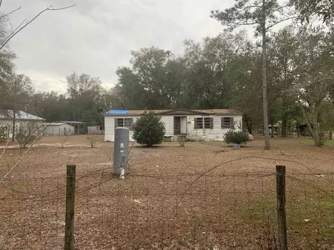 43 Albert Shepard Rd, Quincy, FL 32351