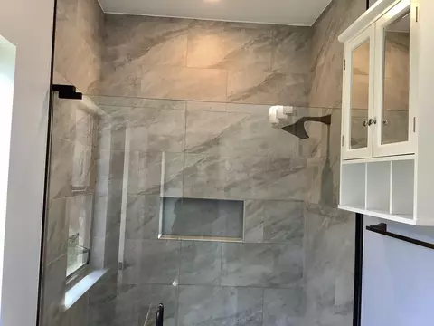 Bath - 293 Freeman Rd, Lamont, FL 32336 photo 2 of 4