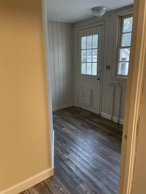 Entry Way - 312 N Quincy St, Perry, FL 32348 photo 3 of 4
