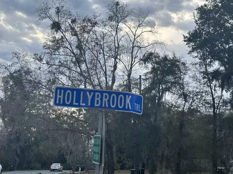Hollybrook Trail, Tallahassee, FL 32312