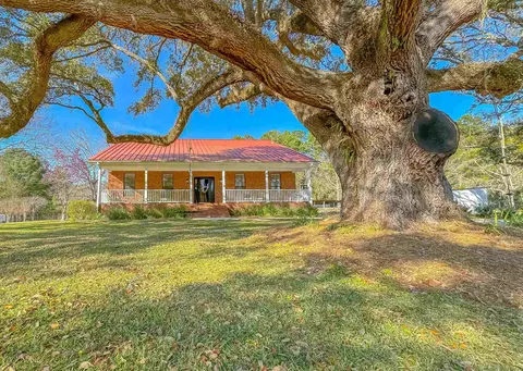 998 Bannerman Rd, Tallahassee, FL 32312