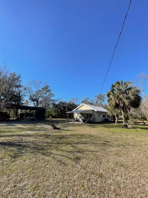 Exterior - 2973 Ward Rd, Perry, FL 32348 photo 5 of 6