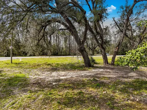 100 Pace Dr, Perry, FL 32347