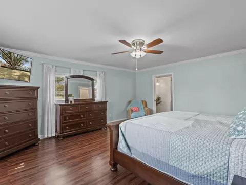 Bedroom - 1953 Holt Rd, Perry, FL 32348 photo 5 of 8
