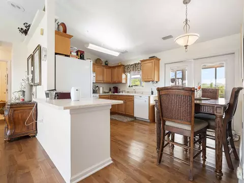 Kitchen - 20400 Ponce De Leon Rd, Perry, FL 32348 photo 1 of 3