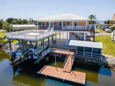 Exterior - 20400 Ponce De Leon Rd, Perry, FL 32348 photo 4 of 14