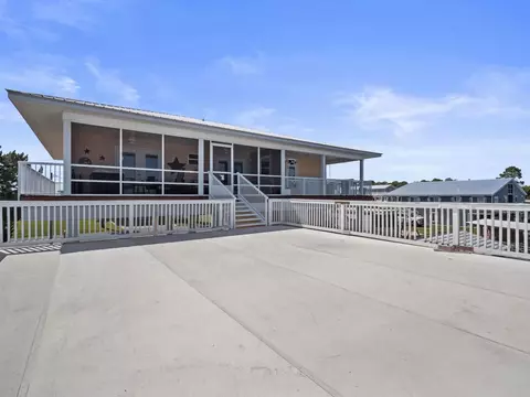 Exterior - 20400 Ponce De Leon Rd, Perry, FL 32348 photo 3 of 14