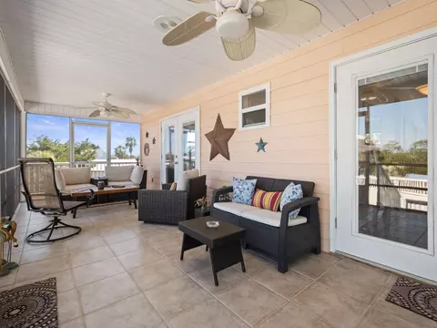 Exterior - 20400 Ponce De Leon Rd, Perry, FL 32348 photo 9 of 14