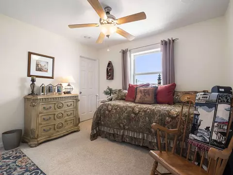 Bedroom - 20400 Ponce De Leon Rd, Perry, FL 32348 photo 6 of 6