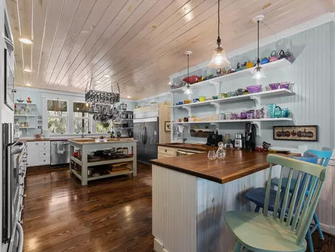 Kitchen - 1720 NE Cedar St, Steinhatchee, FL 32359 photo 2 of 6