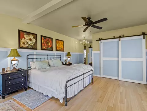 Bedroom - 1720 NE Cedar St, Steinhatchee, FL 32359 photo 4 of 6