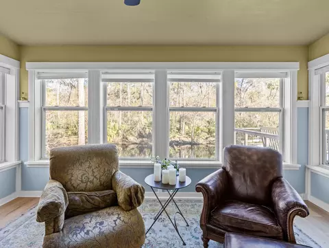 Living - 1720 NE Cedar St, Steinhatchee, FL 32359 photo 2 of 4