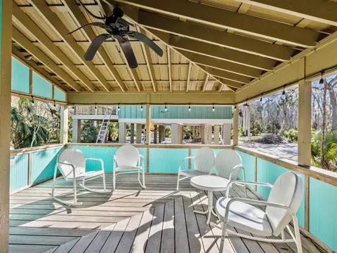 Exterior - 1720 NE Cedar St, Steinhatchee, FL 32359 photo 6 of 10