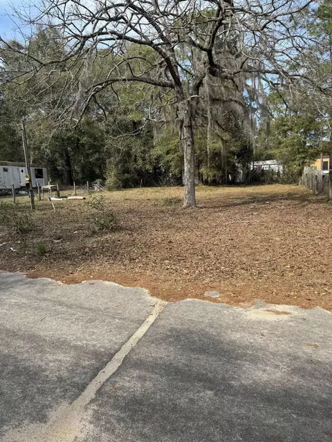 3548 Sundown Rd, Tallahassee, FL 32305