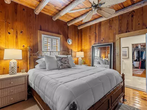 Bedroom - 1710 SE First Ave, Steinhatchee, FL 32359 photo 3 of 7