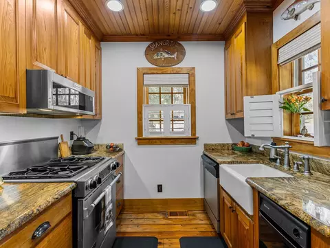 Kitchen - 1710 SE First Ave, Steinhatchee, FL 32359 photo 1 of 3