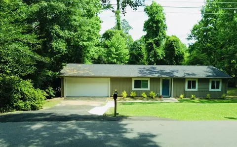 304 Lexington Rd, Tallahassee, FL 32312