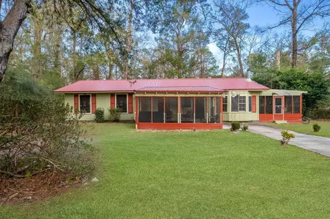 141 Finner Dr, Crawfordville, FL 32327