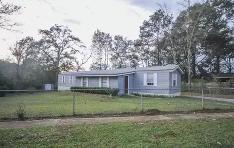 1102 Appleyard Dr, Tallahassee, FL 32304