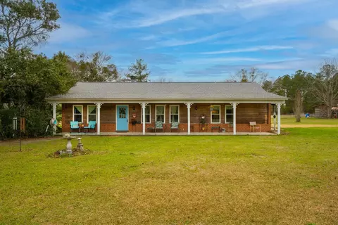 863 Lonnie Clark Rd, Quincy, FL 32351