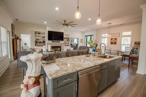 Kitchen - 761 Tyson Rd, Lamont, FL 32336 photo 4 of 5