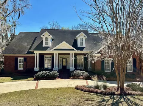 1539 Escadrille Dr, Tallahassee, FL 32308
