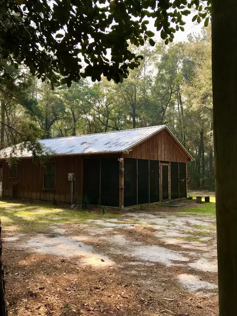 101 105 Brown Donaldson Rd, Crawfordville, FL 32327