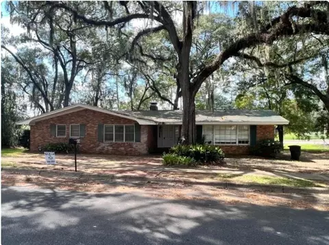 414 Fairbanks Dr, Tallahassee, FL 32304