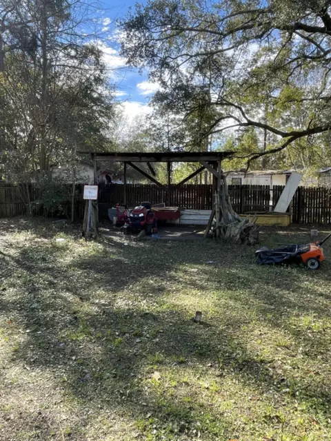 Exterior - 57 Chehaw St, Panacea, FL 32346 photo 5 of 5