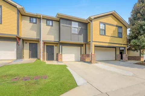 2312 Timber Oaks Ln, Tallahassee, FL 30304