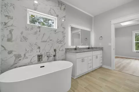 491 Mae Cato, Midway, FL 32343 photo 12