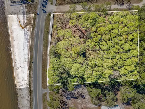 105 Cape St, Carrabelle, FL 32327 photo 8