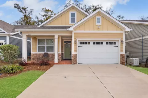 5881 Bascom, Tallahassee, FL 32309