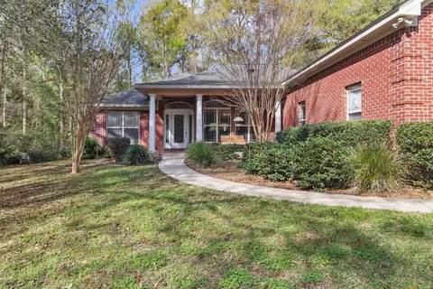 2246 Holly Terrace Ln, Tallahassee, FL 32309