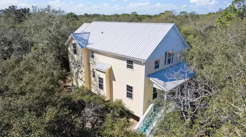 13 Aucilla St, Panacea, FL 32346