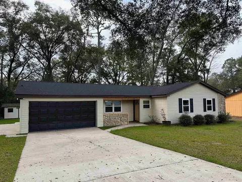 5831 Split Oak Ln, Tallahassee, FL 32303