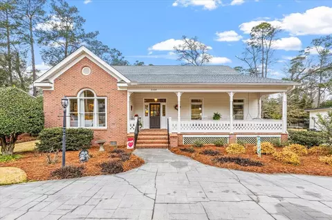 2104 W Randolph Cir, Tallahassee, FL 32308