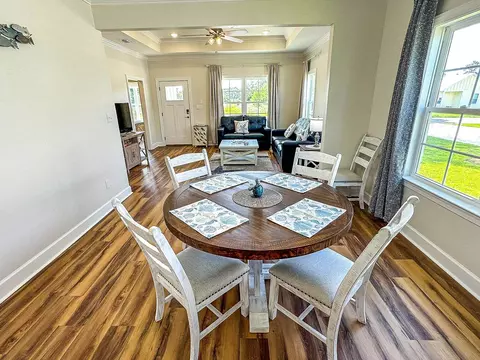 Dining - 254 Ante Beppum Loop, Carrabelle, FL 32322 photo 1 of 1