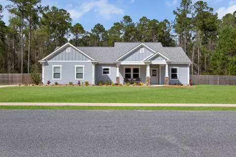 367 Parkside Cir, Crawfordville, FL 32327